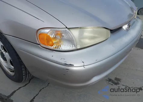 1999 Chevrolet Prizm из США, поврежденный, VIN 1Y1SK5289XZ413751